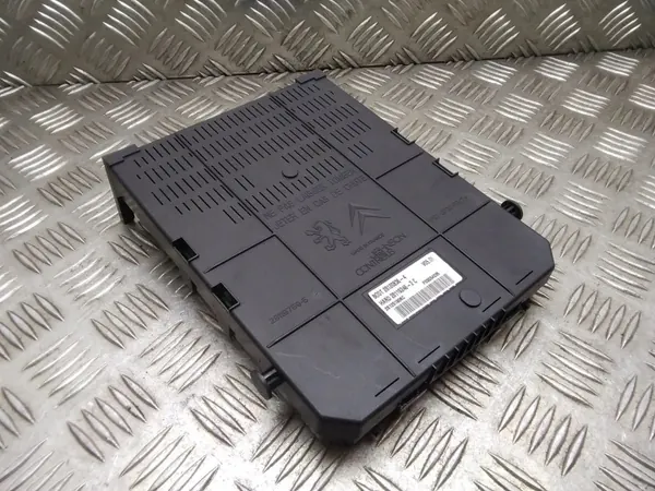Module confort OEM 966405878001 pour Citroën C4 Grand Picasso image 4