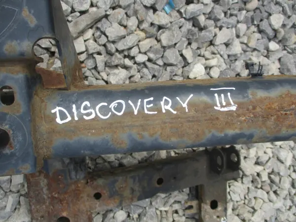 Viga do chassi dianteiro Land Rover Discovery III OEM image 5