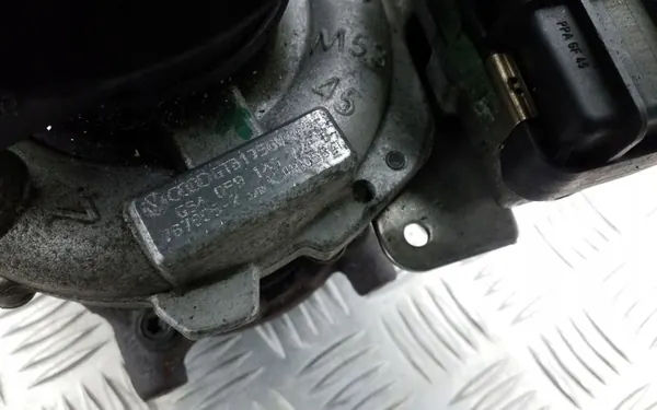 Turboaggregat Audi A6 C6 A4 B8 A5 059145721B image 8