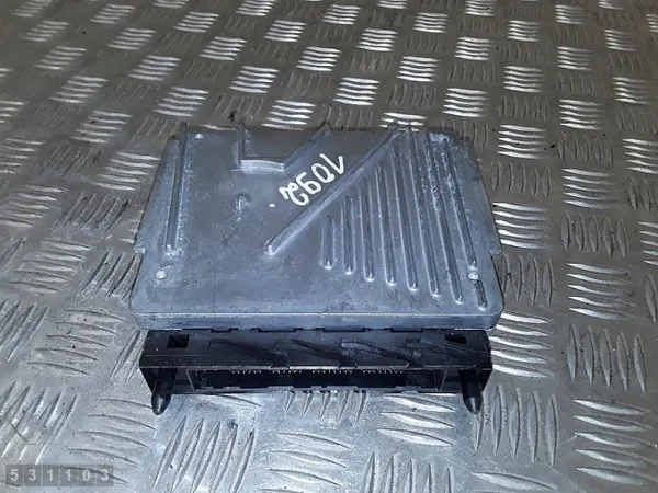 2001 Volvo S80 ECU MB0797008781 image 3