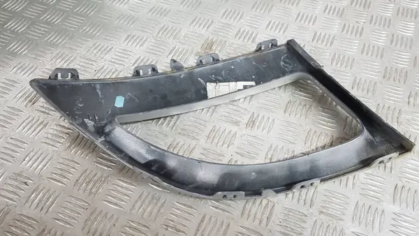 Etupuskurin ritilä vasen OEM 623835838R Renault Scenic III image 4