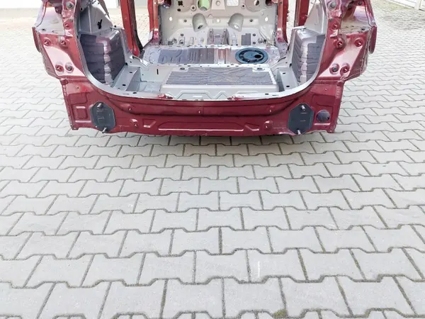 BMW U06 PAS TYŁ Panneau plancher arrière - Pièce OE d'occasion image 6