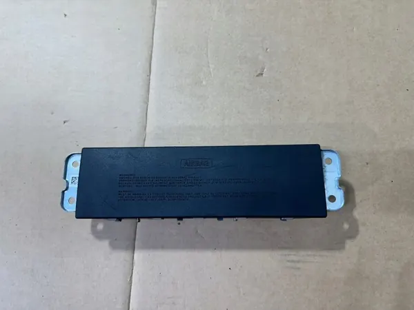 Polviairbag OEM 2138600302 Mercedes E-luokka W213 image 2