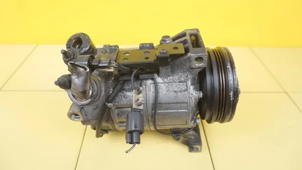 V70 III S60 XC70 2.0 D D3 D4 Ilmastointikompressori D5204T2 image 3