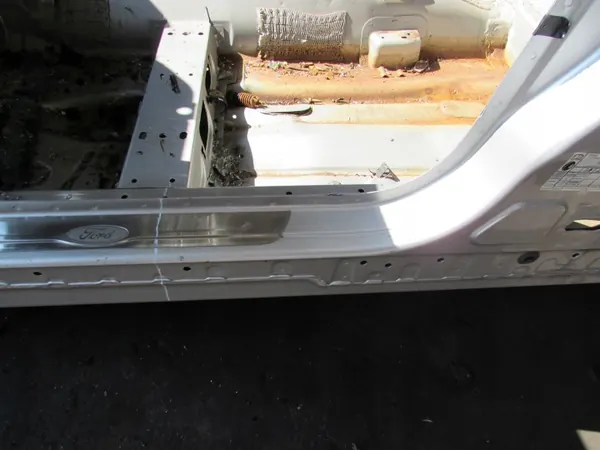 Vasen Keskipilari Ford C-MAX II 10-14 OEM Osa image 6