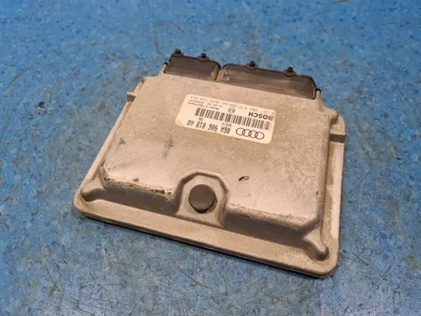 Motorsteuergerät AUDI A3 8L 1.8T OEM image 4