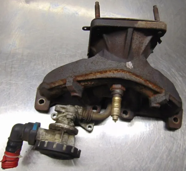 Pakoputken keräin OEM 423586 Citroen C2:lle image 2