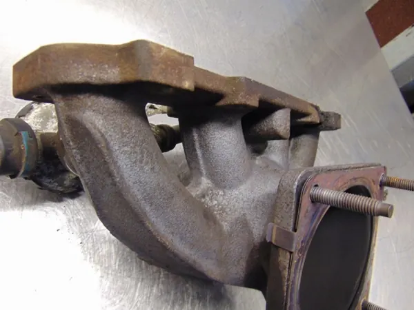 Pakoputken keräin OEM 423586 Citroen C2:lle image 7
