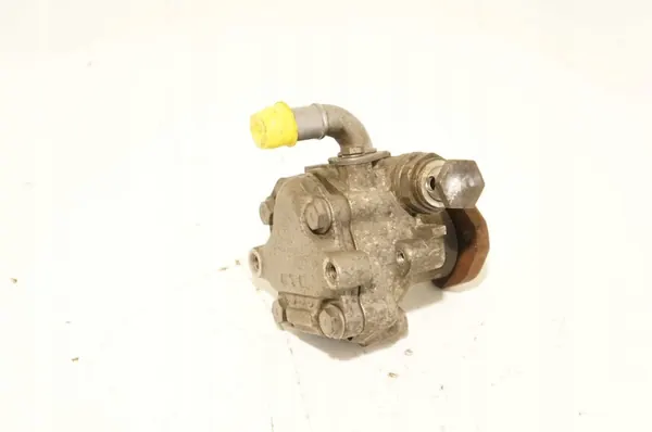 Bomba de direção assistida VW Caddy 1.9TDI 2006 image 3
