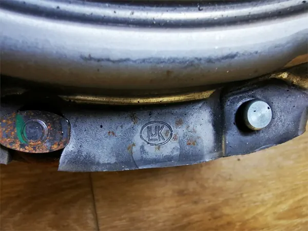 VOLANTE DE DUAL MASSA RENAULT MASTER III IV 2.3 DCI image 4