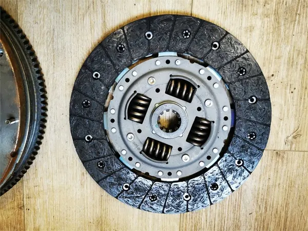 VOLANTE DE DUAL MASSA RENAULT MASTER III IV 2.3 DCI image 6