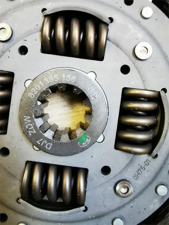 VOLANTE DE DUAL MASSA RENAULT MASTER III IV 2.3 DCI image 8