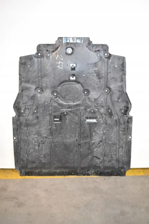 Gebrauchte Mercedes-Benz OE Unterbodenschutz OEM A2475201600 image 2