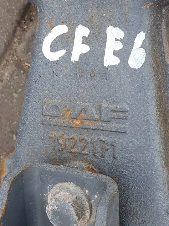 DAF OEM Veerbevestiging Linker Cabinebasis CF Euro 6 image 3