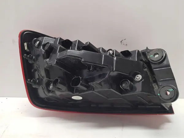 Audi A3 8V5 Sedán Lift 16-20 Luz Trasera Derecha OEM 8v5945092 image 3