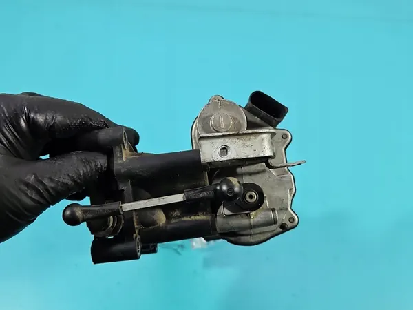 Atuador do coletor de admissão Audi A4 B8 2.7 TDI 059129712BR image 8