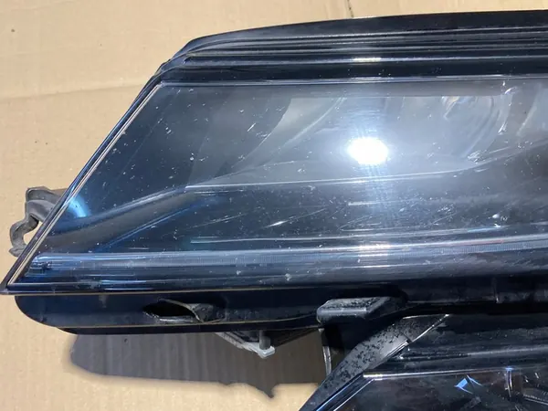 Farol Esquerdo Skoda Kodiaq 566941015F image 3