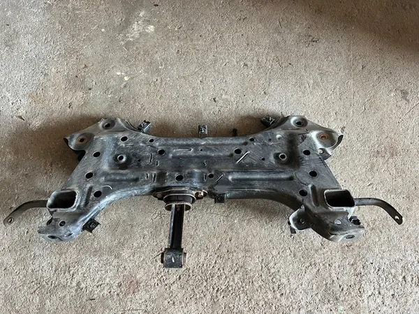 HYUNDAI I20 III BAYON 2022 SUPPORTO SOSPENSIONE image 6