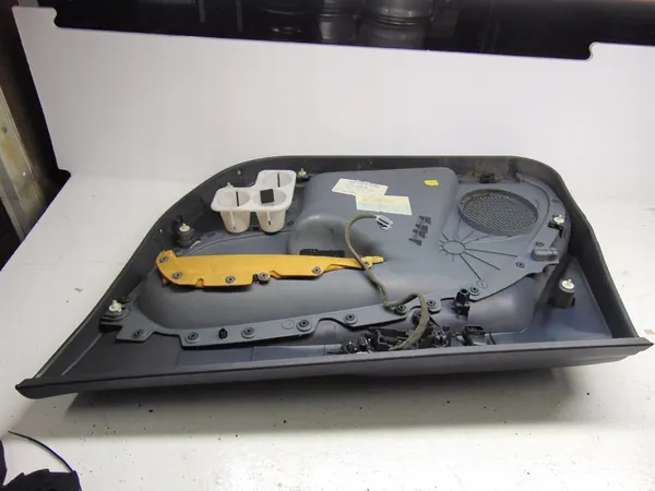 Linker voorportierpaneel Ford Fiesta VII MK7 2008 5D image 9