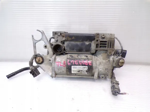 Audi Q7 luftfjädring kompressor OEM 7L8616006E image 6