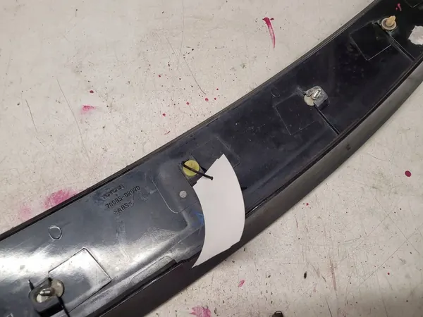 Spoiler traseiro Toyota Auris I E15 2006-2012 image 4