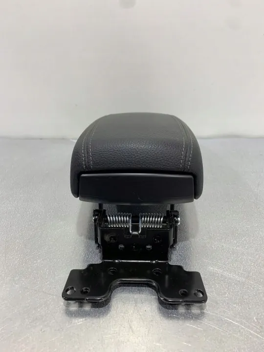 Kia Stonic console armsteun OEM FBZ21469 - Gebruikt image 5