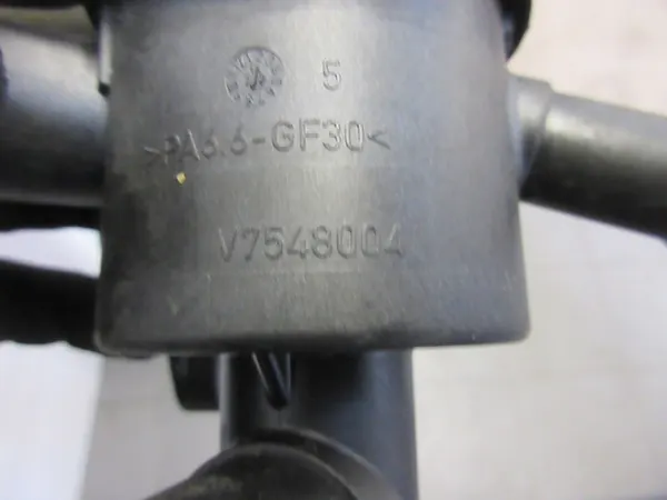 Termostatkåpa Skoda Audi V7548004 image 5