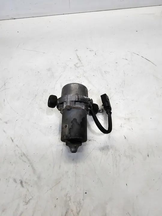 Vacuum Pomp Audi RS5 RS4 4.2 FSI image 3