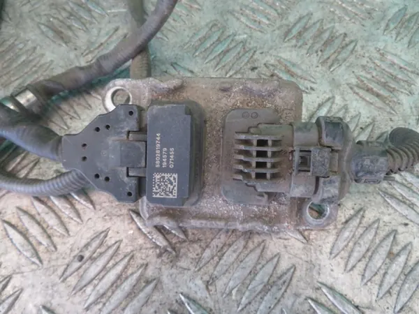 Sonda NOx OEM 5802819744 para Iveco Daily 2.3 image 4