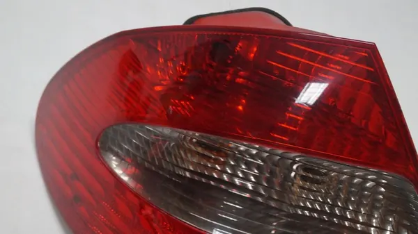 MERCEDES LAMPA TYLNA CLK W209 LINKS A2098201564 image 2