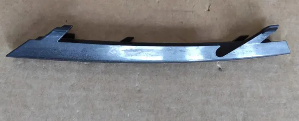 OEM 3AA853916 Bumperstrip Voor Rechts voor Passat B7 image 3