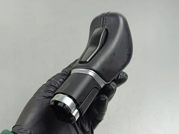 2018 Maserati Levante Gear Shift Knob FOB46475 image 6