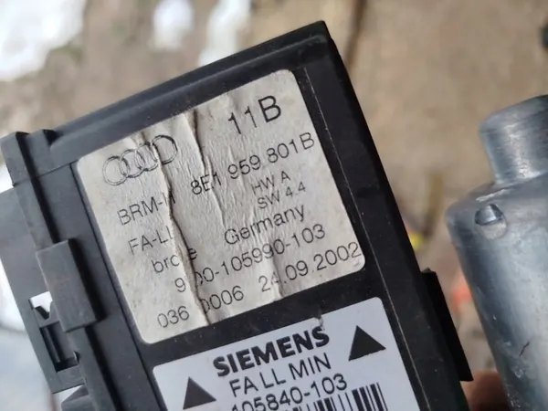 Vasen etuikkunan moottori Audi A4 B6 8E1959801B image 4