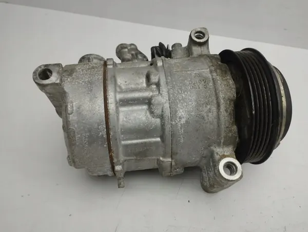 Mercedes-Benz E W213 2017 A/C Kompressori image 5