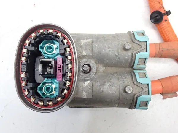 Oplaadpoort Connector BMW i4 G26 Gran Coupe image 4