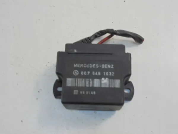 MERCEDES E W124 Glödstiftrelä OEM 0075451632 image 4