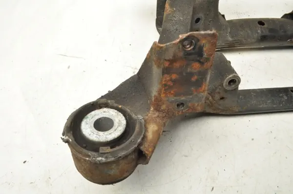 OEM 421338 Viga Suspensión Trasera para BMW E46 M3 image 10