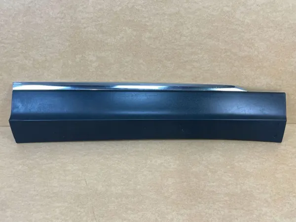 Moldur Puerta Derecha Delantera OEM 5NA8549 VW Tiguan II image 2