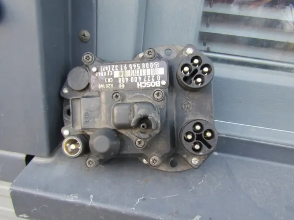 Module d'allumage OEM 0085459132 pour Mercedes M102 image 3