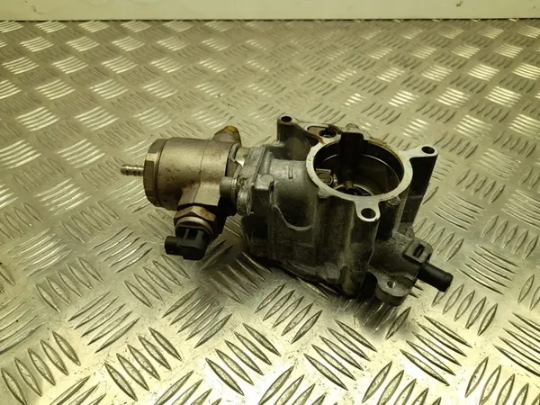 Imupumppu Audi Q5 2009 image 2