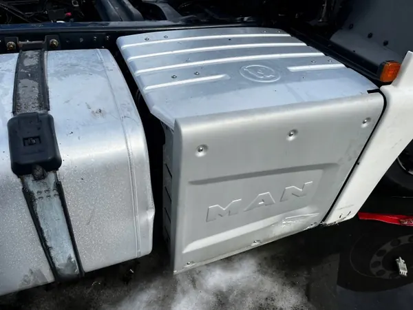 MAN TGS/TGX DPF SCR Katalysator OEM 81.151036182 image 2