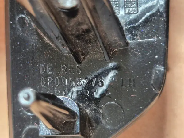 AUDI A3 8P LIFT Deksel Spuitmond Rechts Voor 8P0955276A image 3