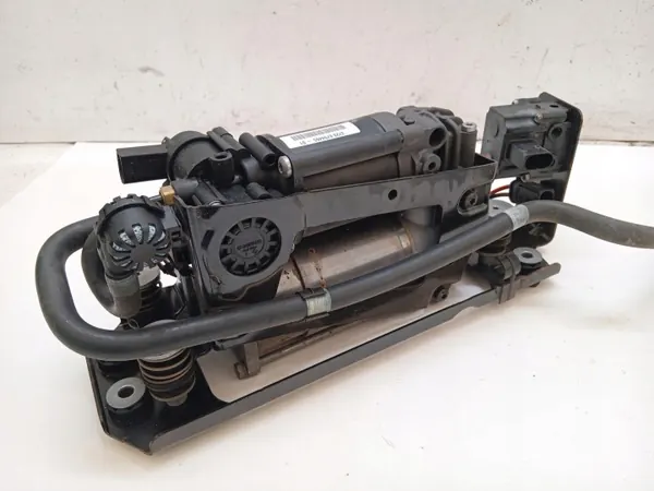 Ilmankompressori OEM 6794465 BMW 7-sarjalle image 2