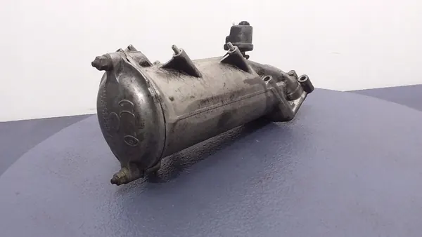 MERCEDES W124 2.5D Olje Filterhus 6011840602 image 4