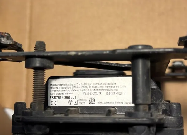 Radar Distronic Volvo OEM 31313621 - Usado image 6