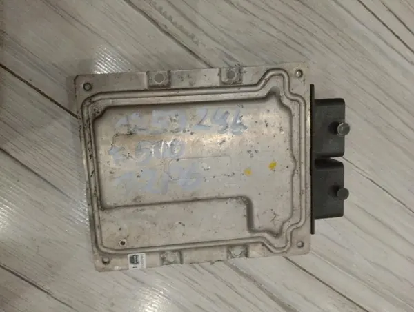 Unité de contrôle moteur Euro 6 Fiat 500 51975364 9GF.T6 image 3