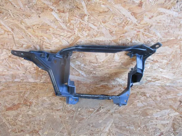 Avgasrörsfästning höger bak OEM 5112105034-20 image 4