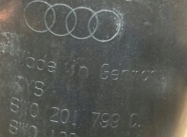 Filtro de carvão Audi OEM 8K0201799C - Peça usada image 6