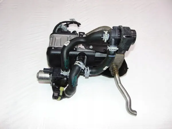 BMW 330D G20 G21 Webasto Diesel Org 4KM 5A3A011 C36 image 2