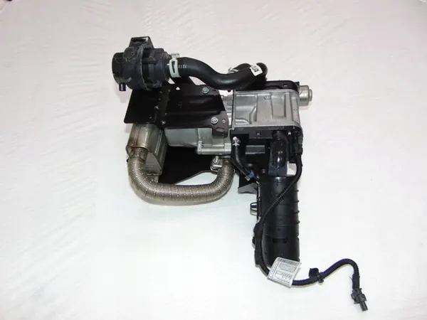 BMW 330D G20 G21 Webasto Diesel Org 4KM 5A3A011 C36 image 3